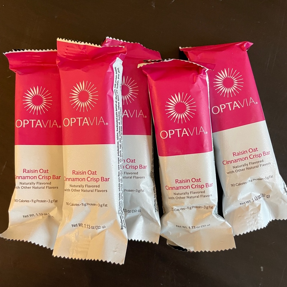 Raisin Oat Cinnamon Crisp Bar (6) expiration 3/21/2023